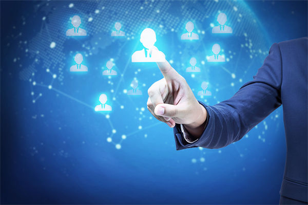 三星：明年的HBM内存产能已售罄 考虑扩建生产线