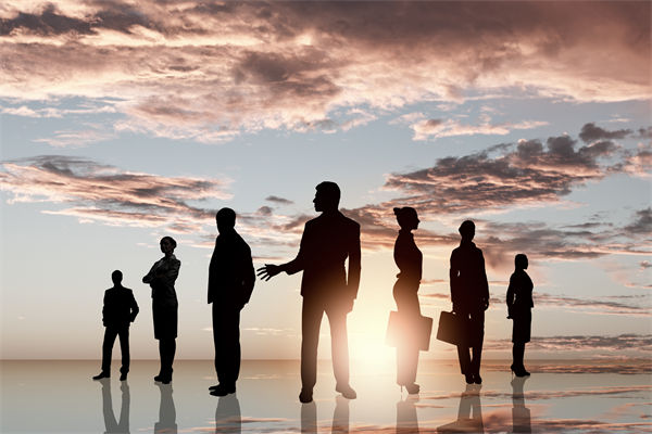 多只算力概念大牛股提示风险