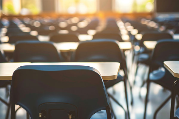 我国成功开展首例侵入式脑机接口临床试验 比马斯克Neuralink工艺更先进